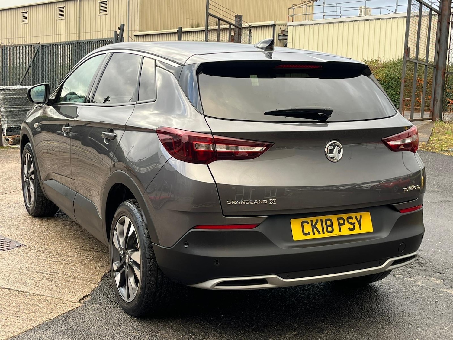 Used Vauxhall Grandland X 2018 for sale - 76689704: Photo 4