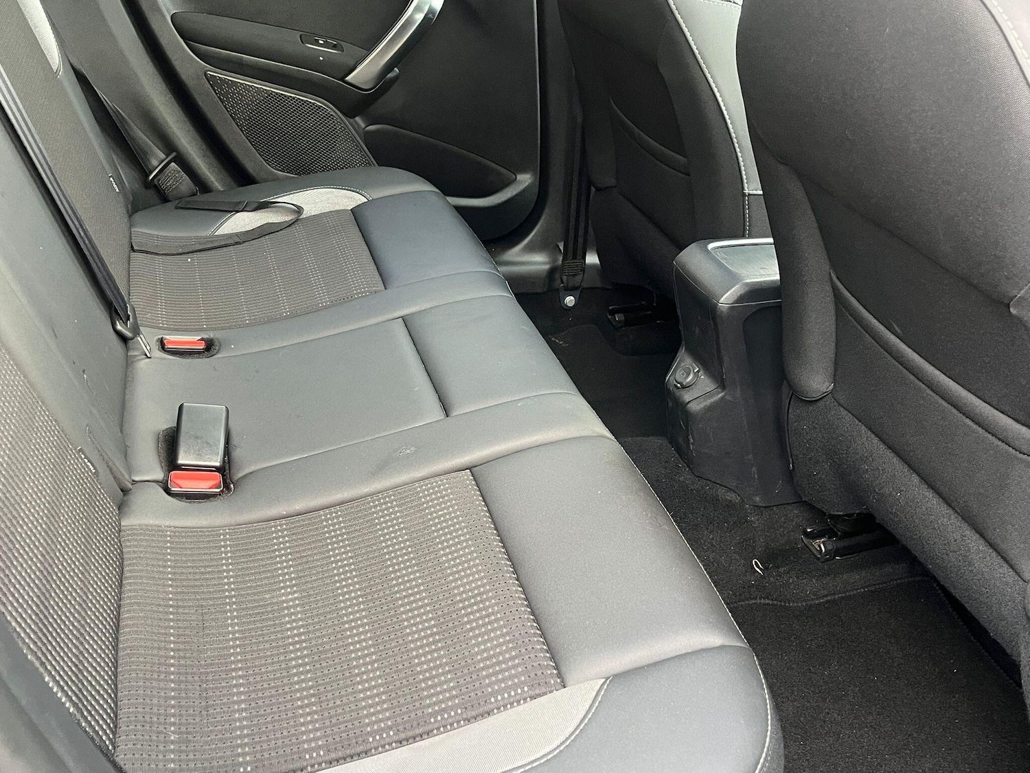 Used Peugeot 2008 2019 for sale - 76666587: Photo 15