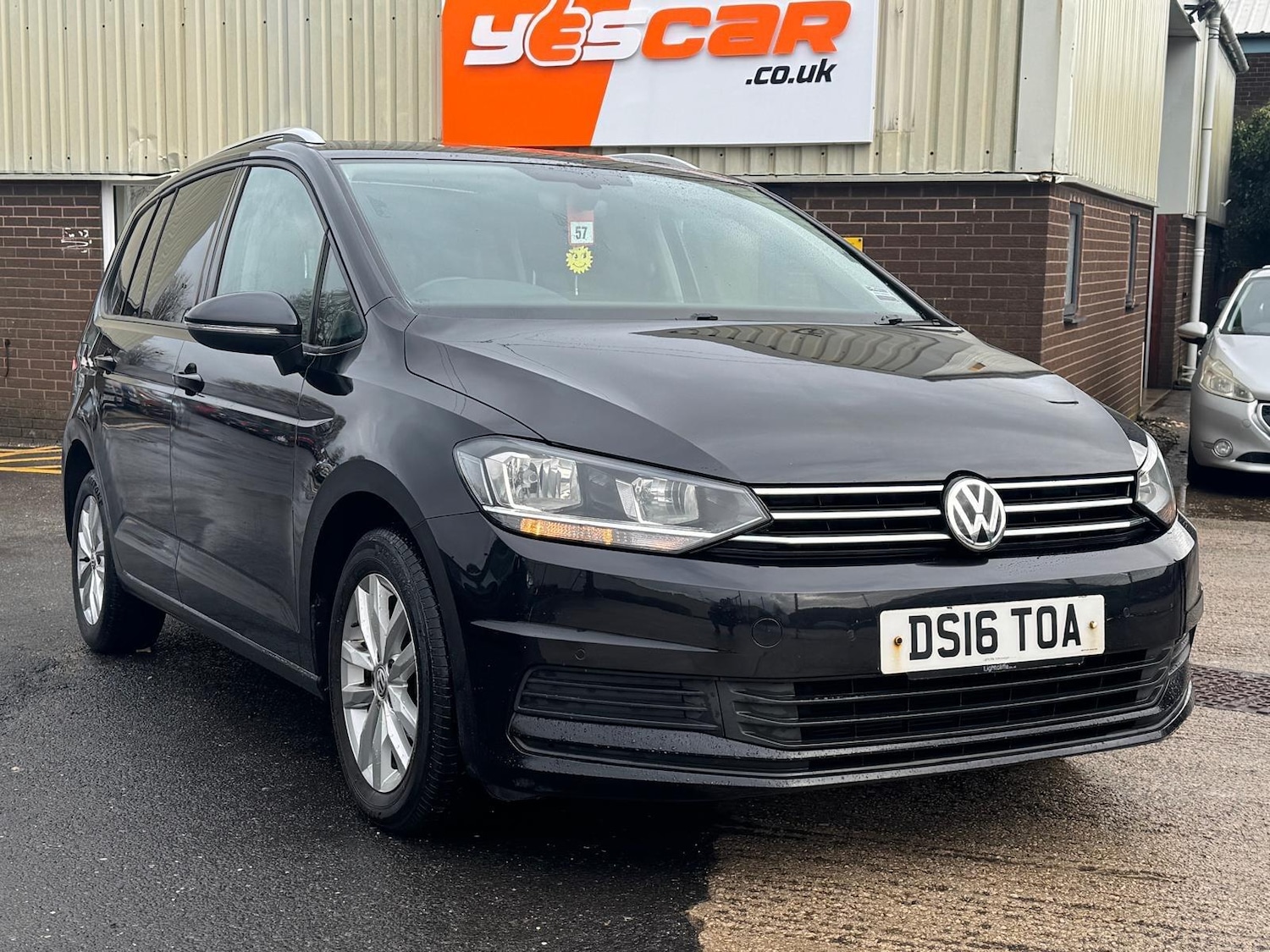 Used Volkswagen Touran 2016 for sale - 77174625: Photo 12