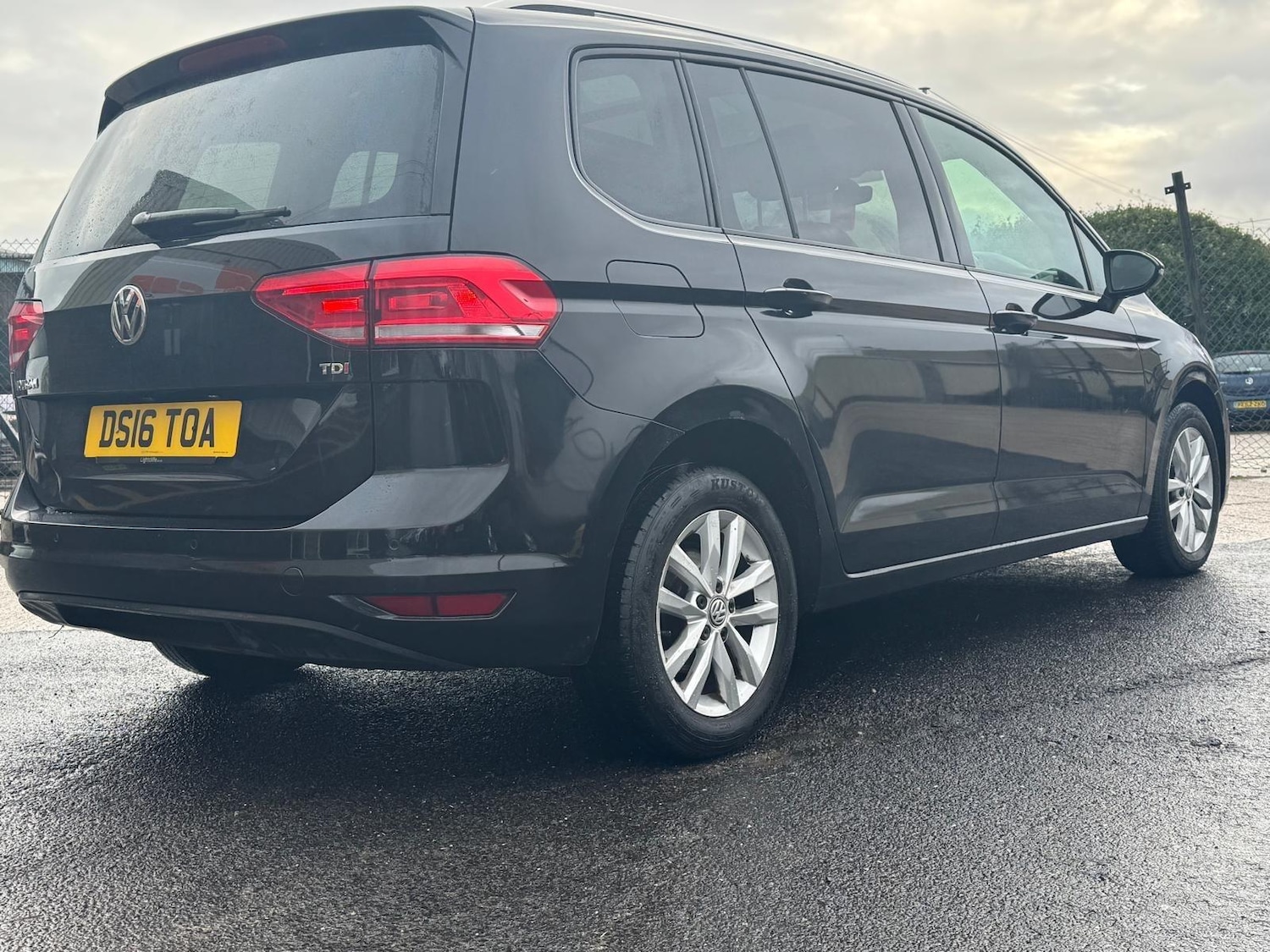 Used Volkswagen Touran 2016 for sale - 77174625: Photo 14