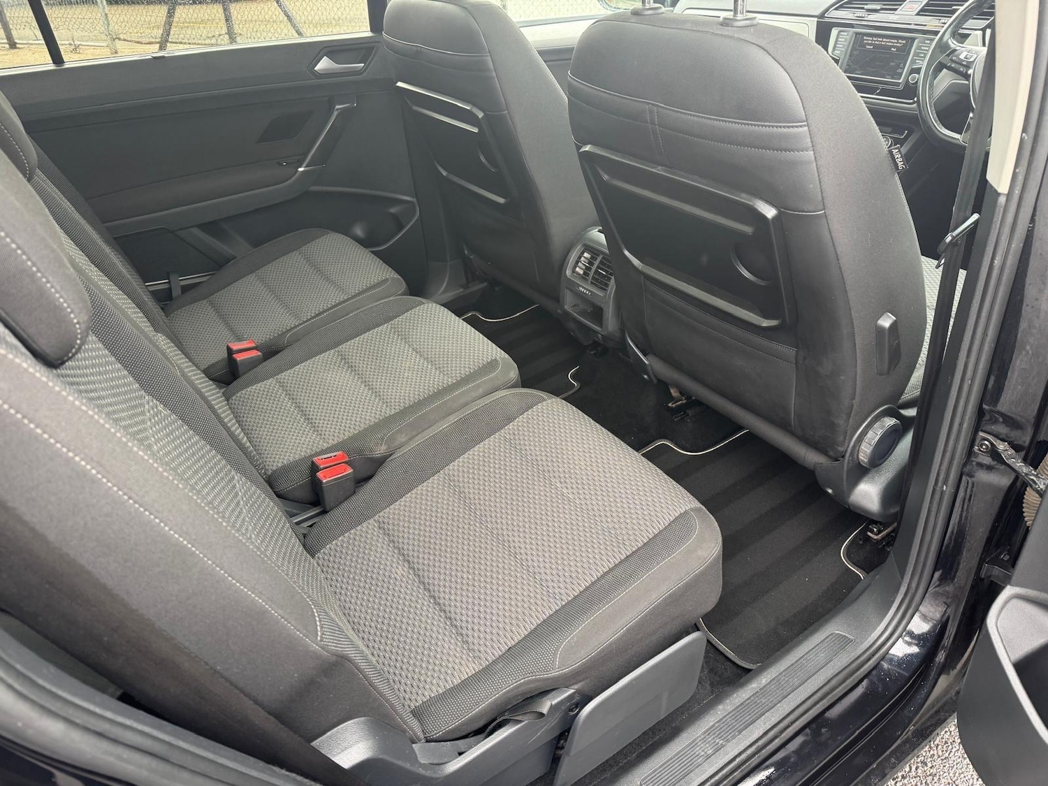 Used Volkswagen Touran 2016 for sale - 77174625: Photo 19