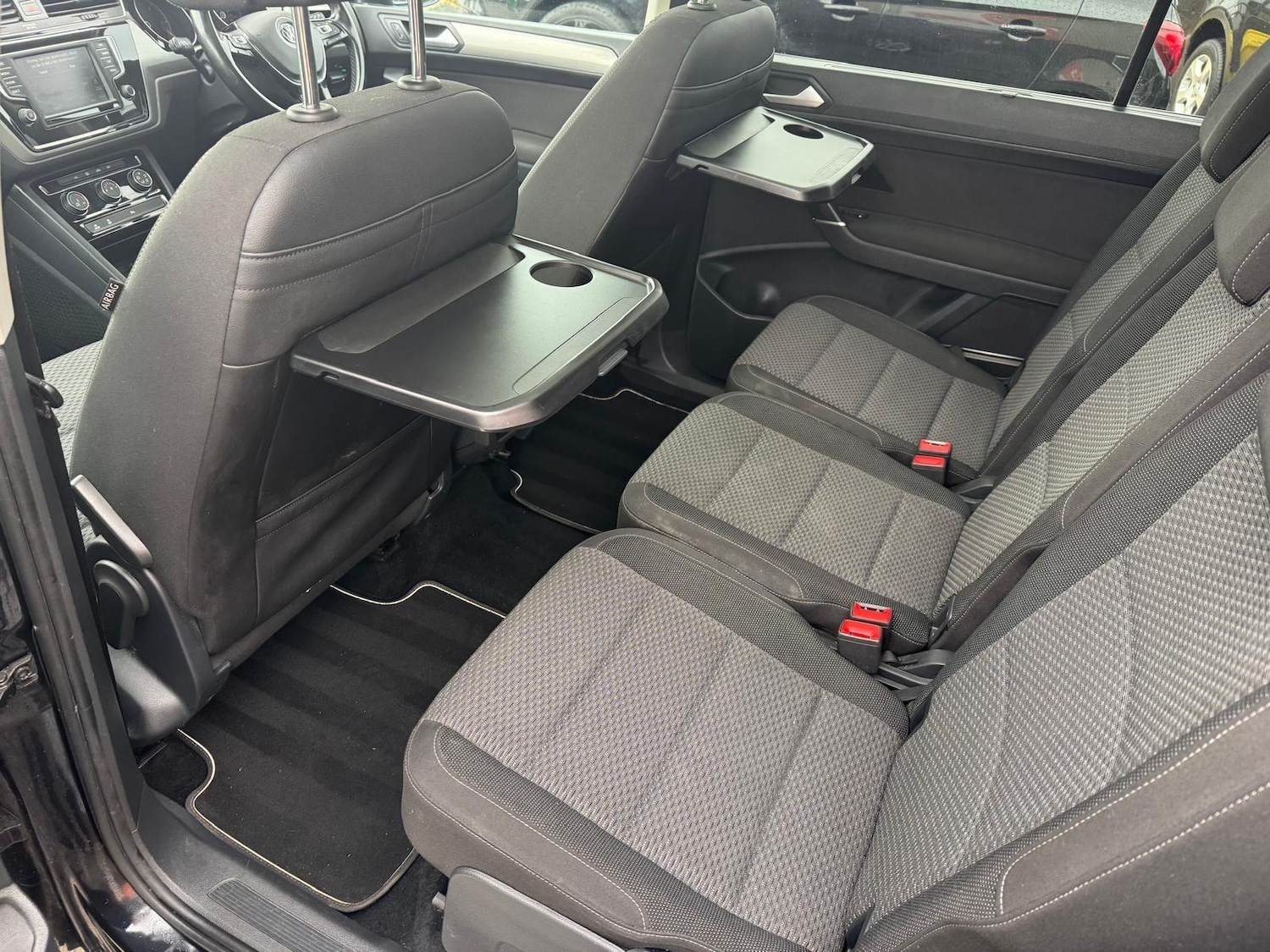 Used Volkswagen Touran 2016 for sale - 77174625: Photo 23