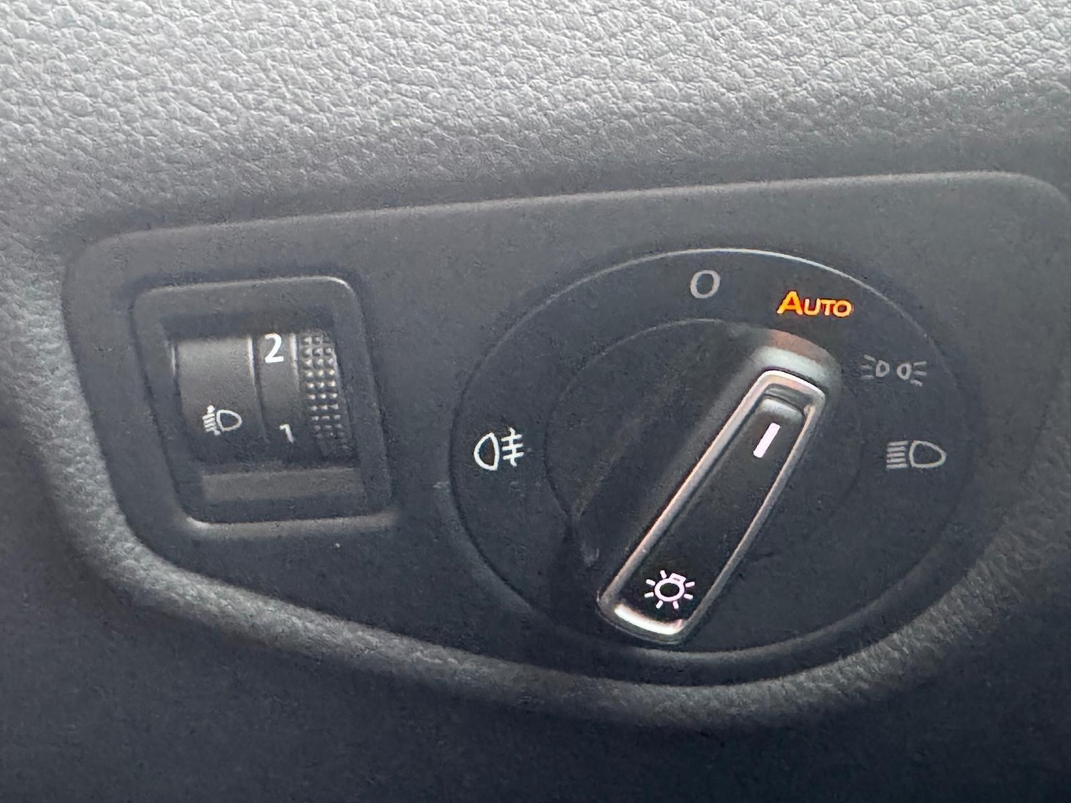 Used Volkswagen Touran 2016 for sale - 77174625: Photo 31