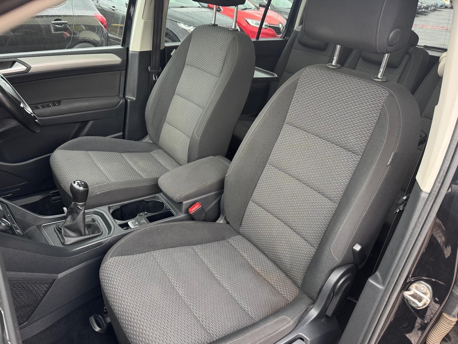 Used Volkswagen Touran 2016 for sale - 77174625: Photo 50