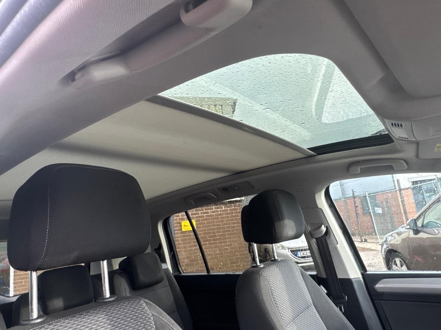 Used Volkswagen Touran 2016 for sale - 77174625: Photo 69