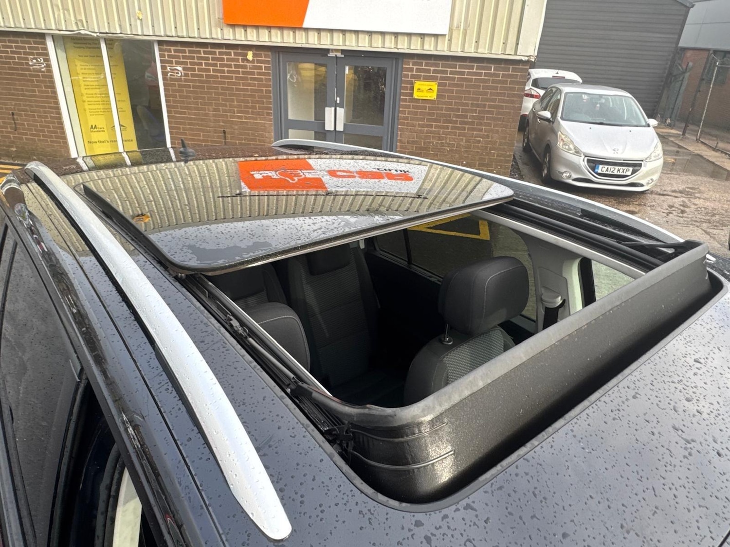 Used Volkswagen Touran 2016 for sale - 77174625: Photo 71