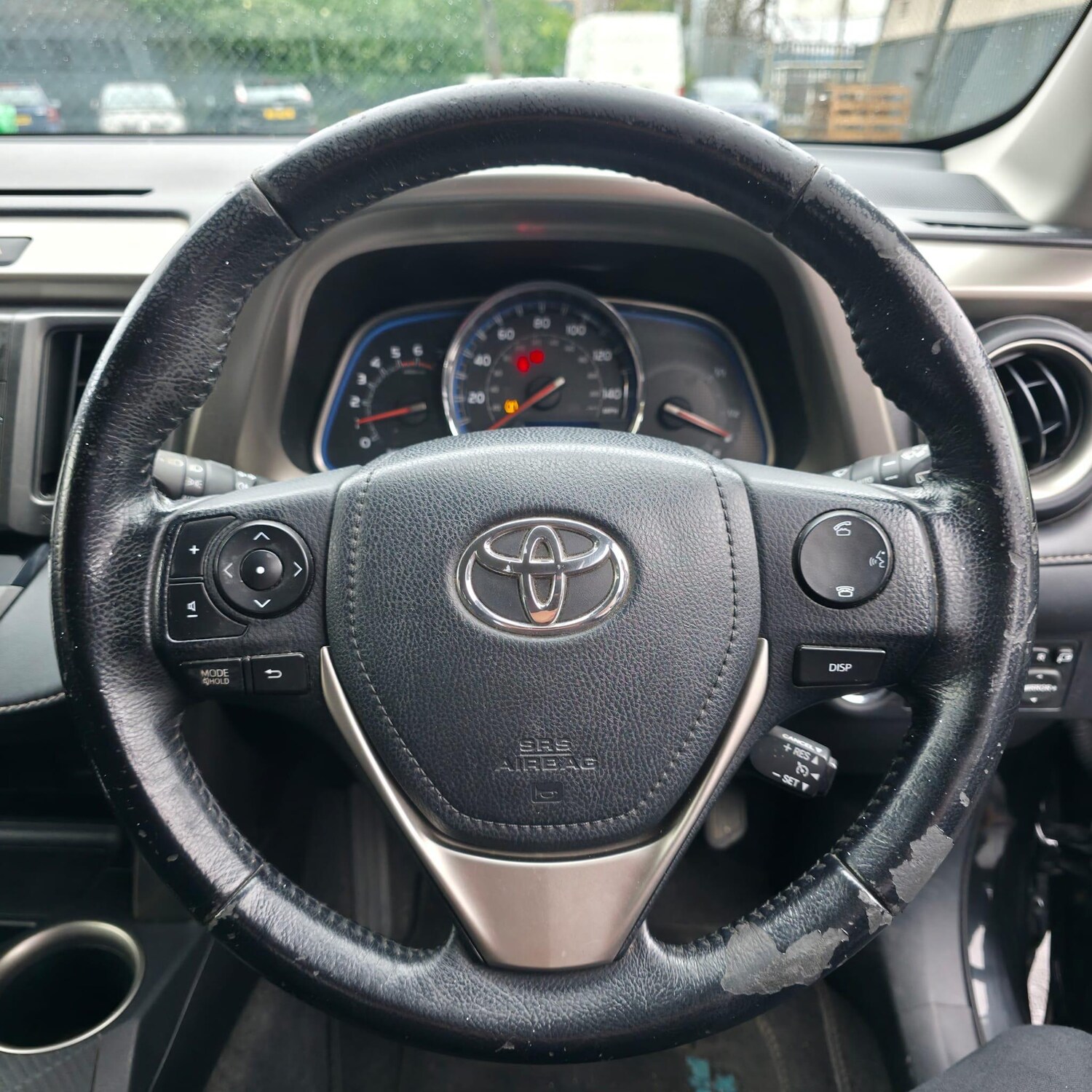 Used Toyota RAV4 2015 for sale - 77523518: Photo 55