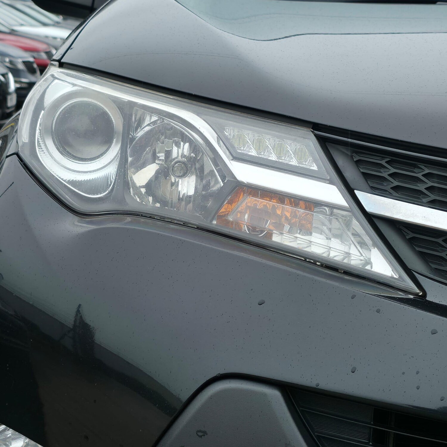 Used Toyota RAV4 2015 for sale - 77523518: Photo 78