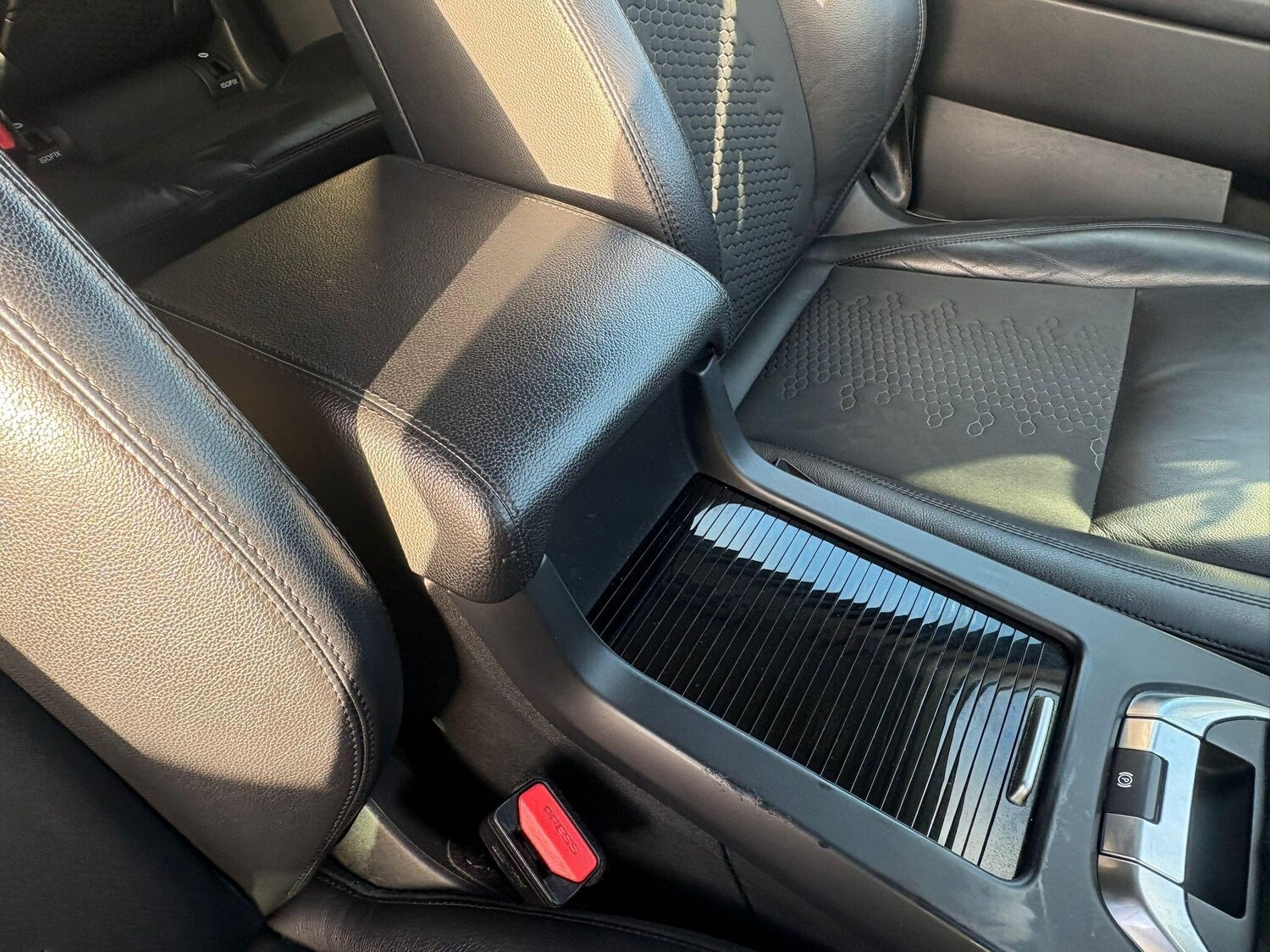 Used Land Rover Discovery Sport 2018 for sale - 78058714: Photo 17