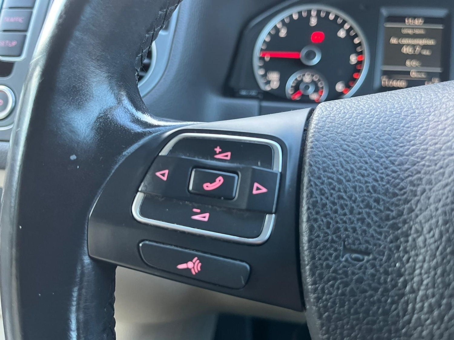 Used Volkswagen Tiguan 2013 for sale - 76850361: Photo 19