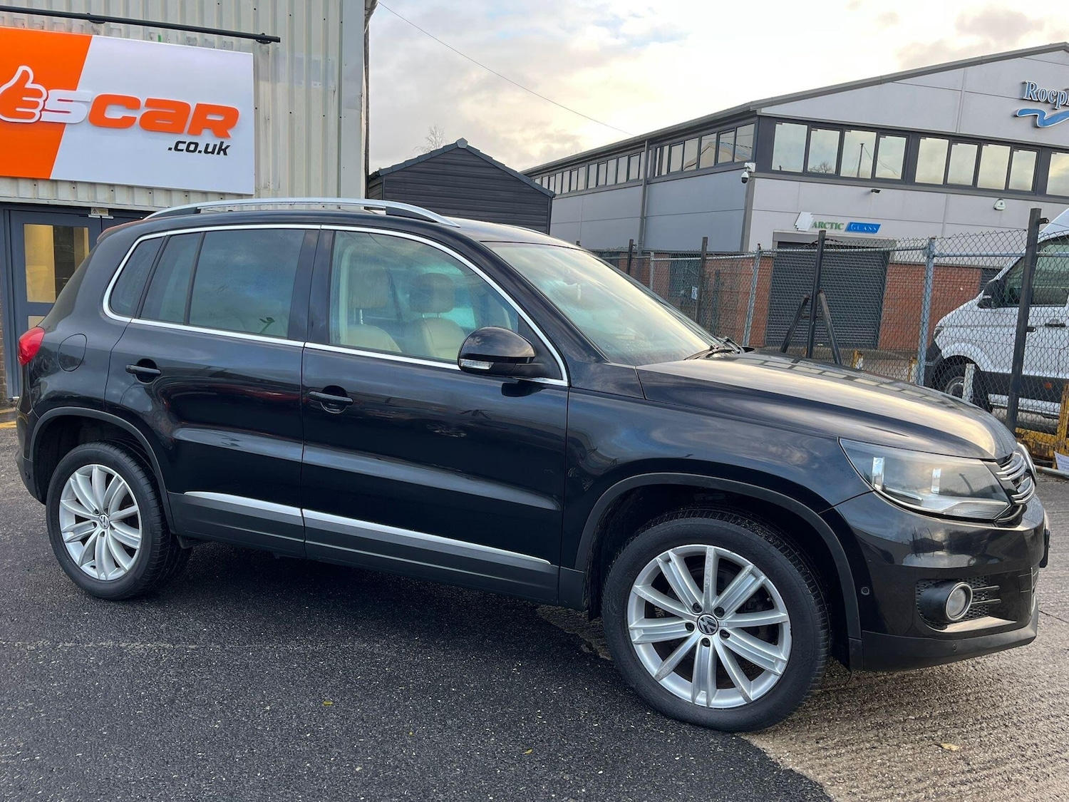 Used Volkswagen Tiguan 2013 for sale - 76850361: Photo 41