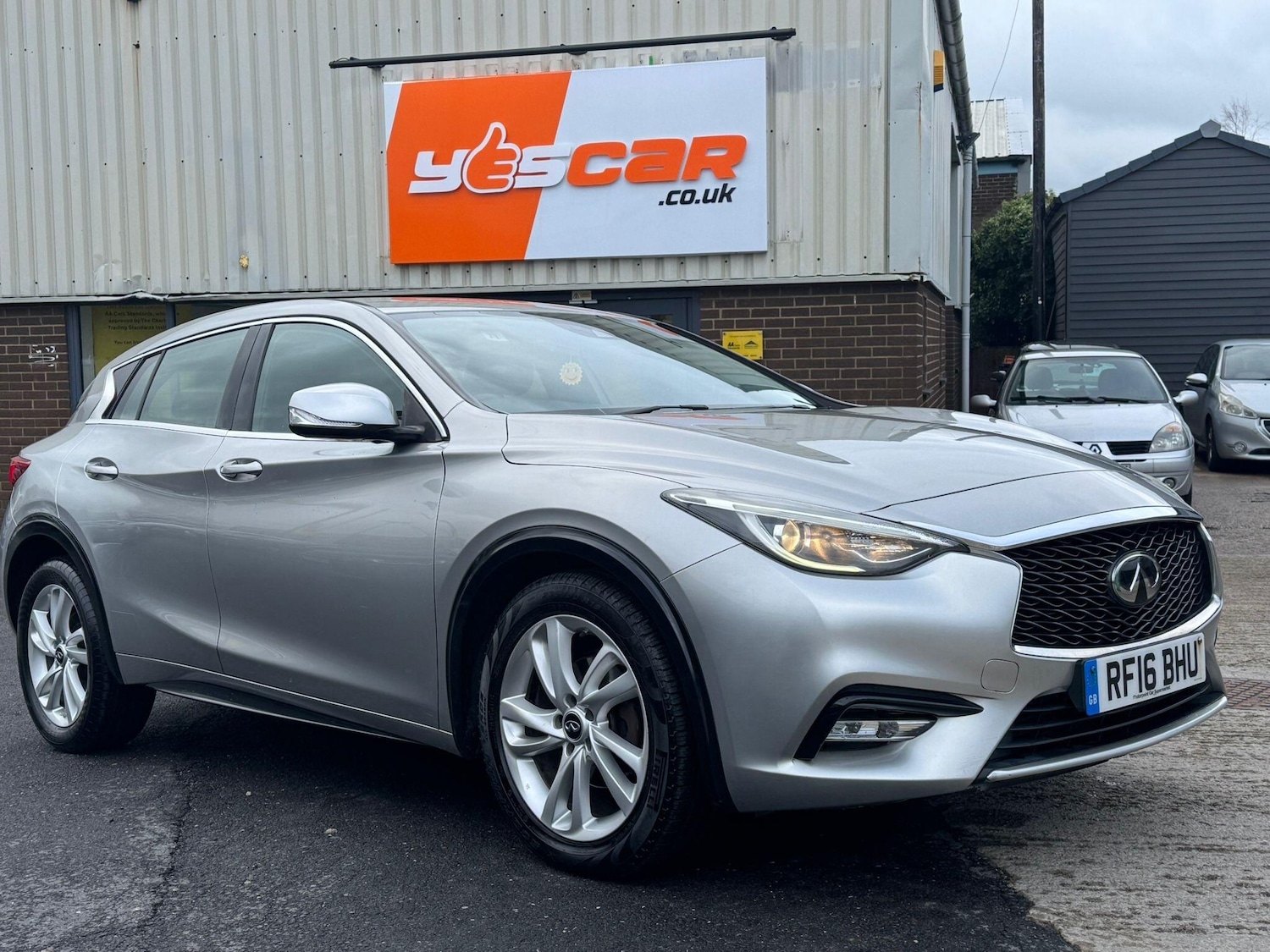 Used Infiniti Q30 2016 for sale - 77305689: Photo 11