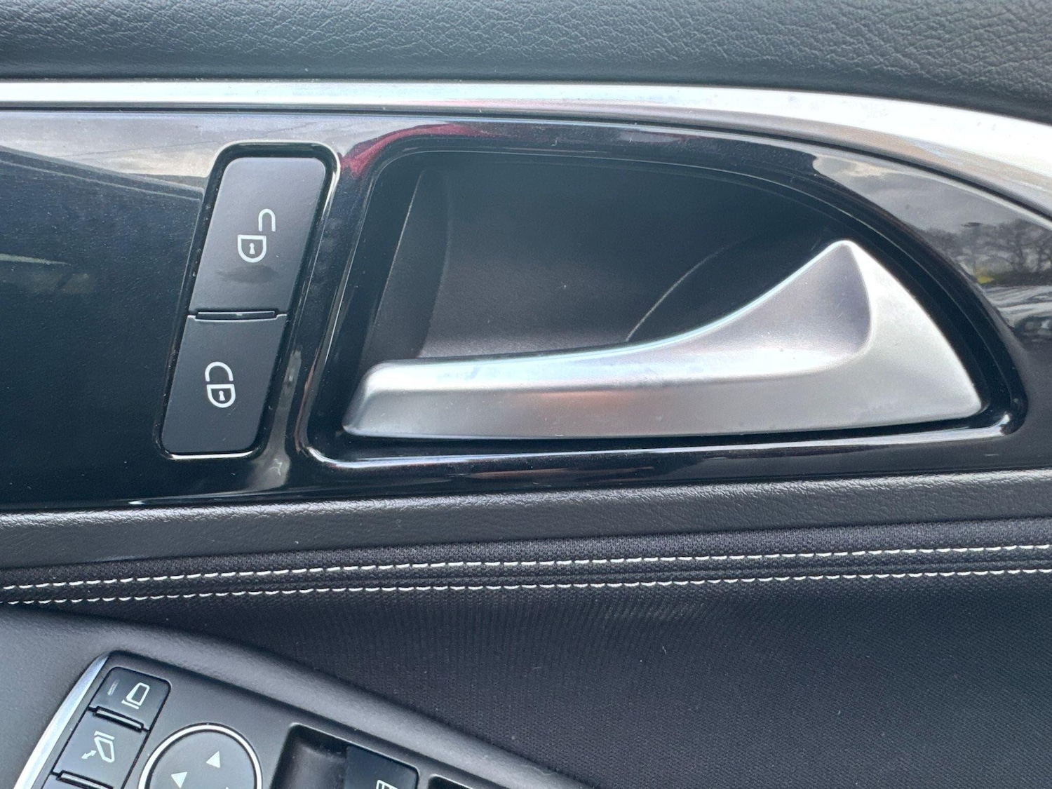 Used Infiniti Q30 2016 for sale - 77305689: Photo 67