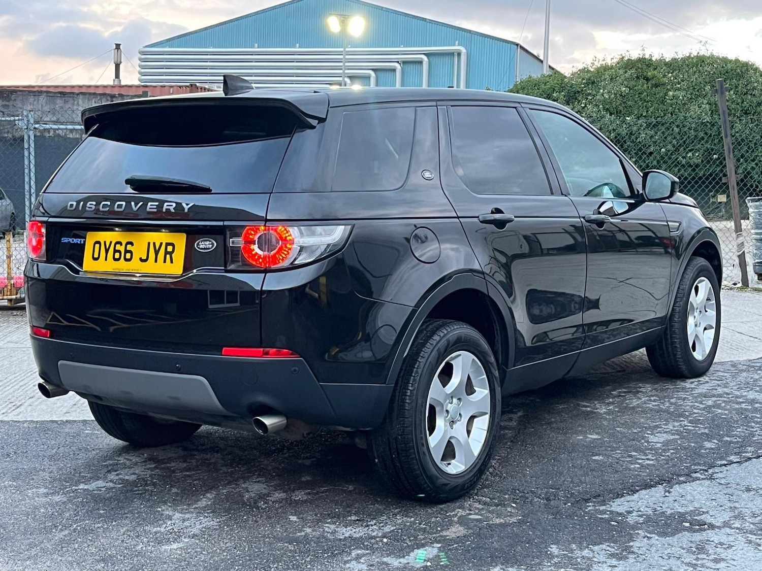 Used Land Rover Discovery Sport 2016 for sale - 76689086: Photo 13