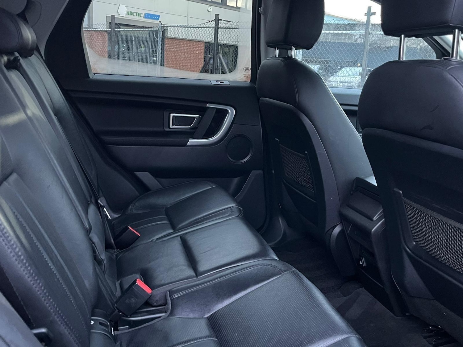 Used Land Rover Discovery Sport 2016 for sale - 76689086: Photo 18