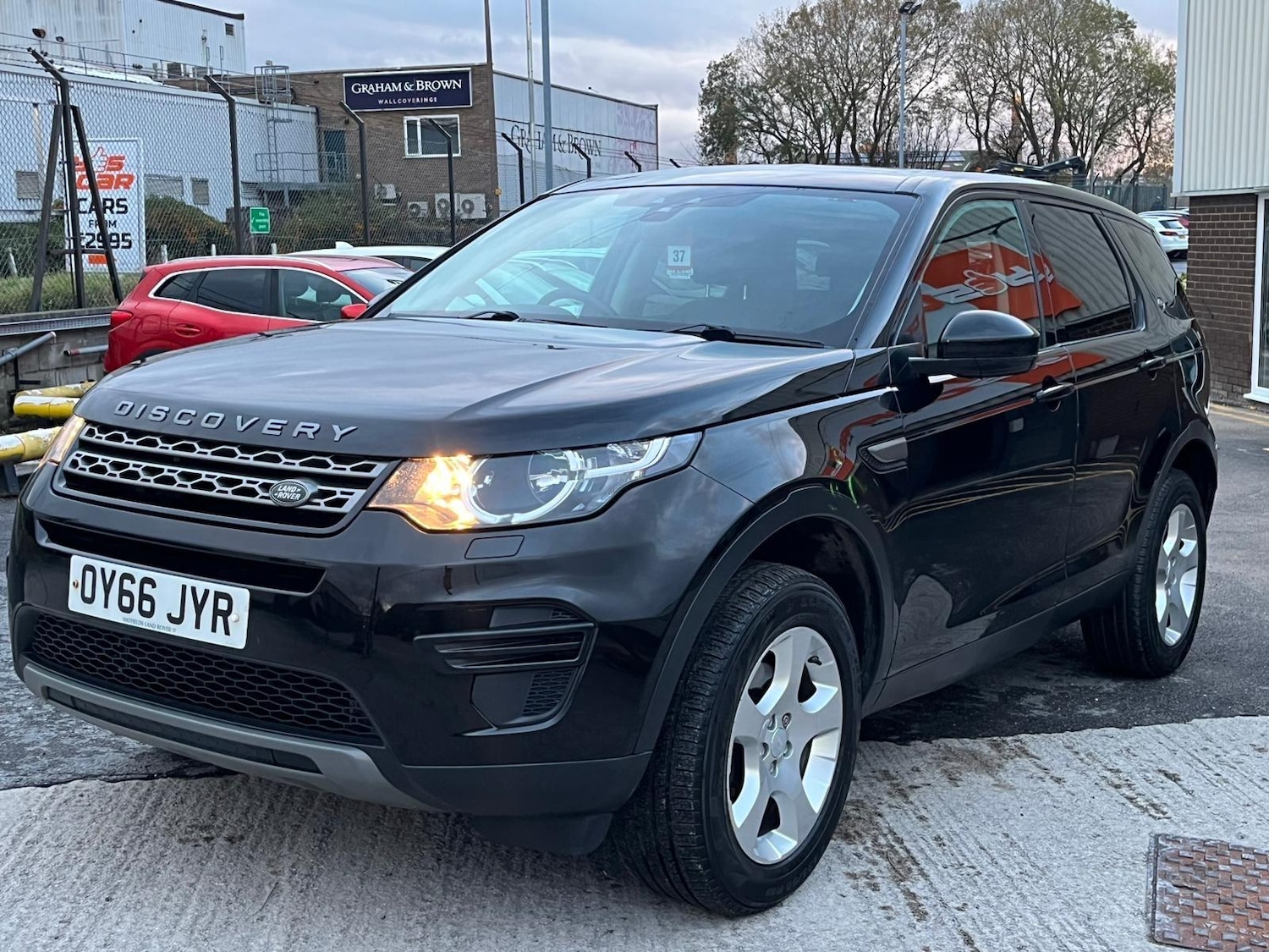 Used Land Rover Discovery Sport 2016 for sale - 76689086: Photo 3