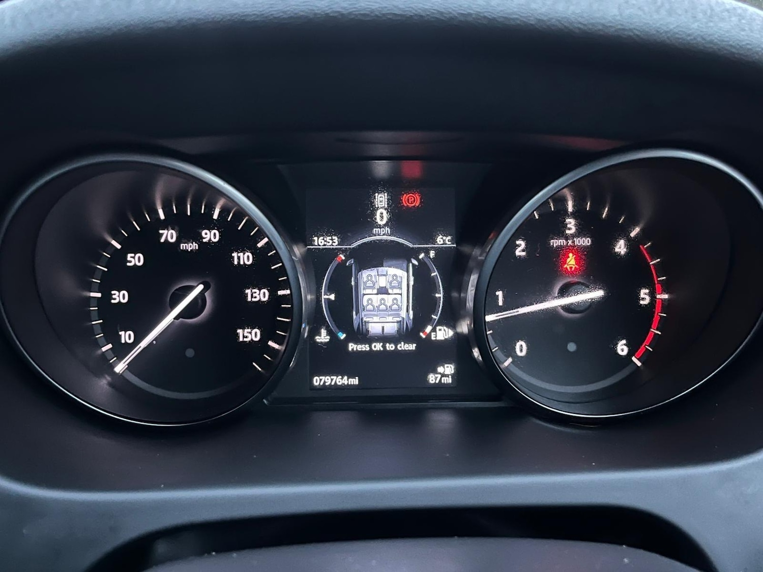 Used Land Rover Discovery Sport 2016 for sale - 76689086: Photo 39