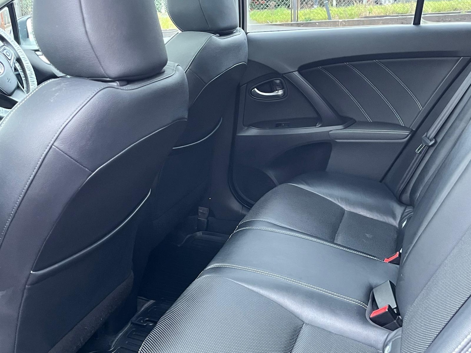 Used Toyota Avensis 2015 for sale - 76667143: Photo 17