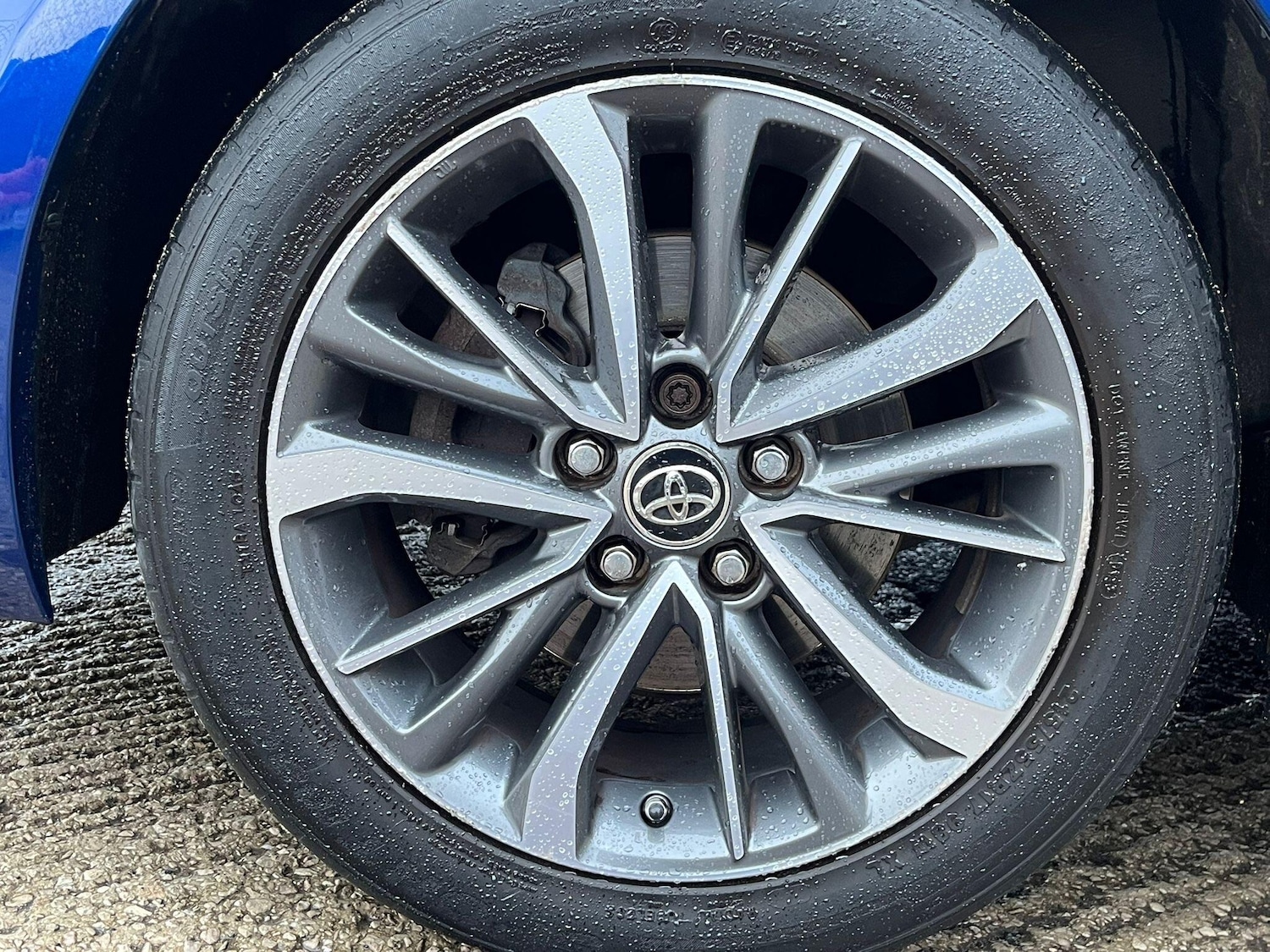 Used Toyota Avensis 2015 for sale - 76667143: Photo 28