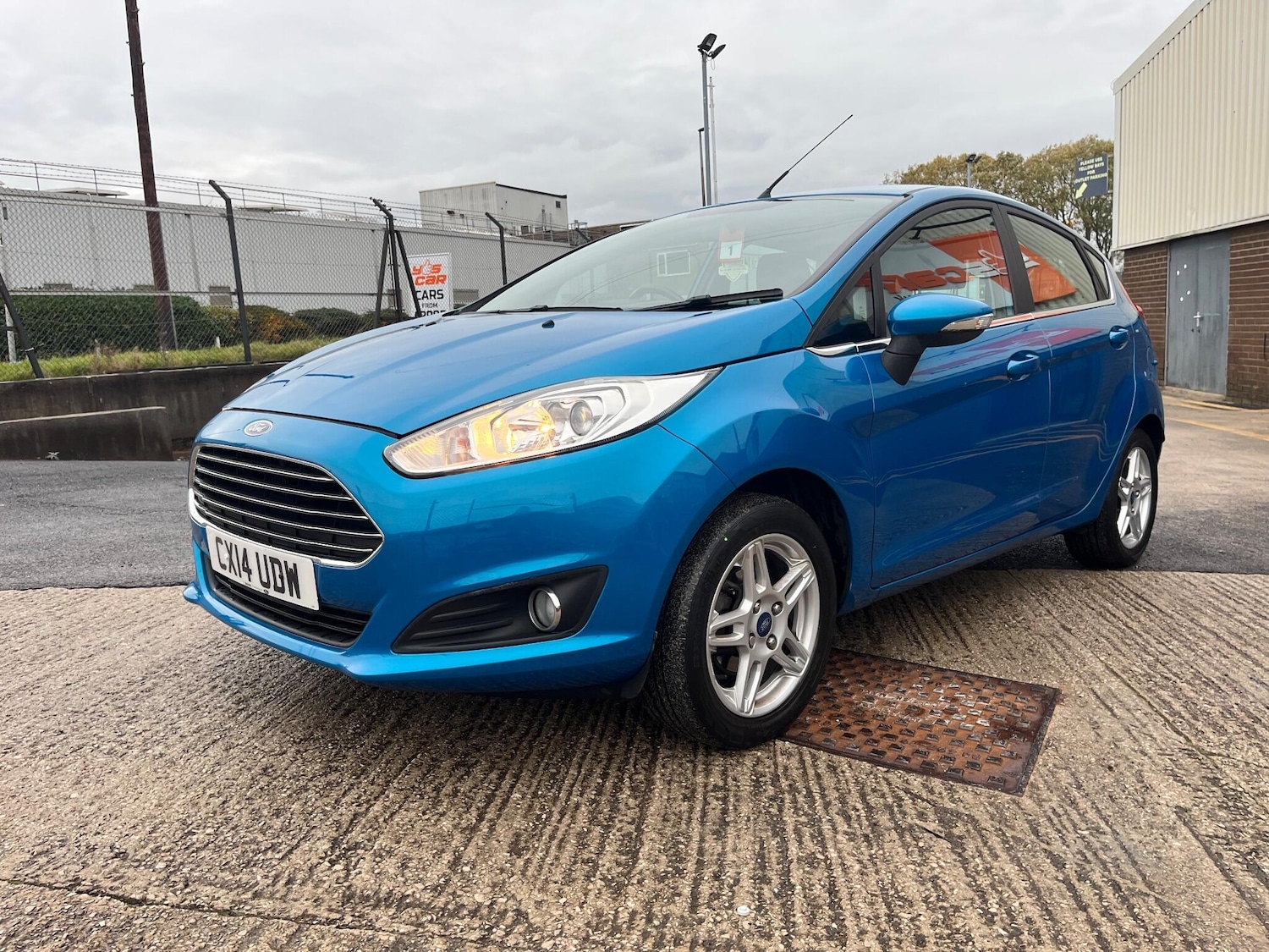 Used Ford Fiesta 2014 for sale - 76657107: Photo 3