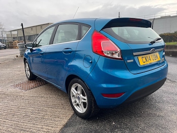 Used Ford Fiesta 2014 for sale - 76657107: Photo