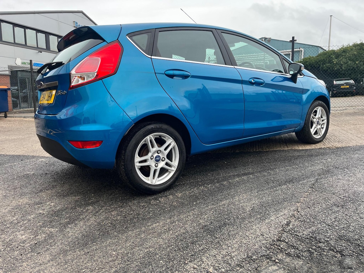 Used Ford Fiesta 2014 for sale - 76657107: Photo 9