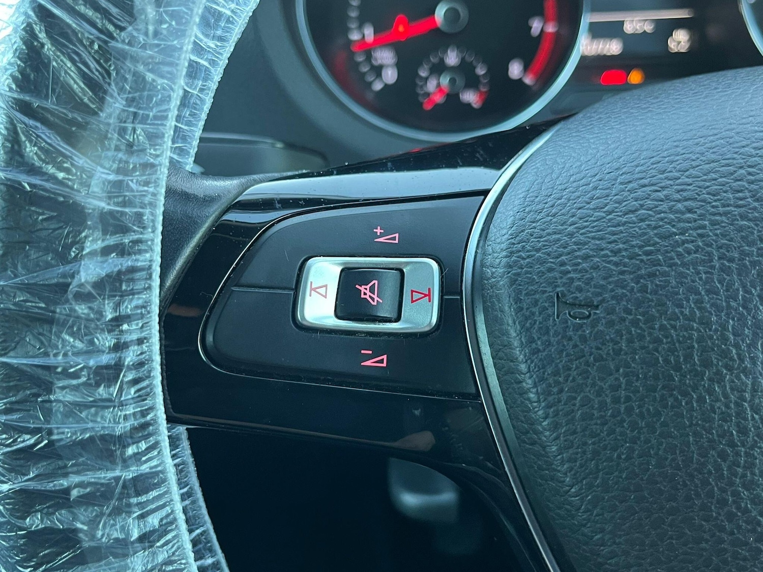 Used Volkswagen Polo 2015 for sale - 76781081: Photo 21