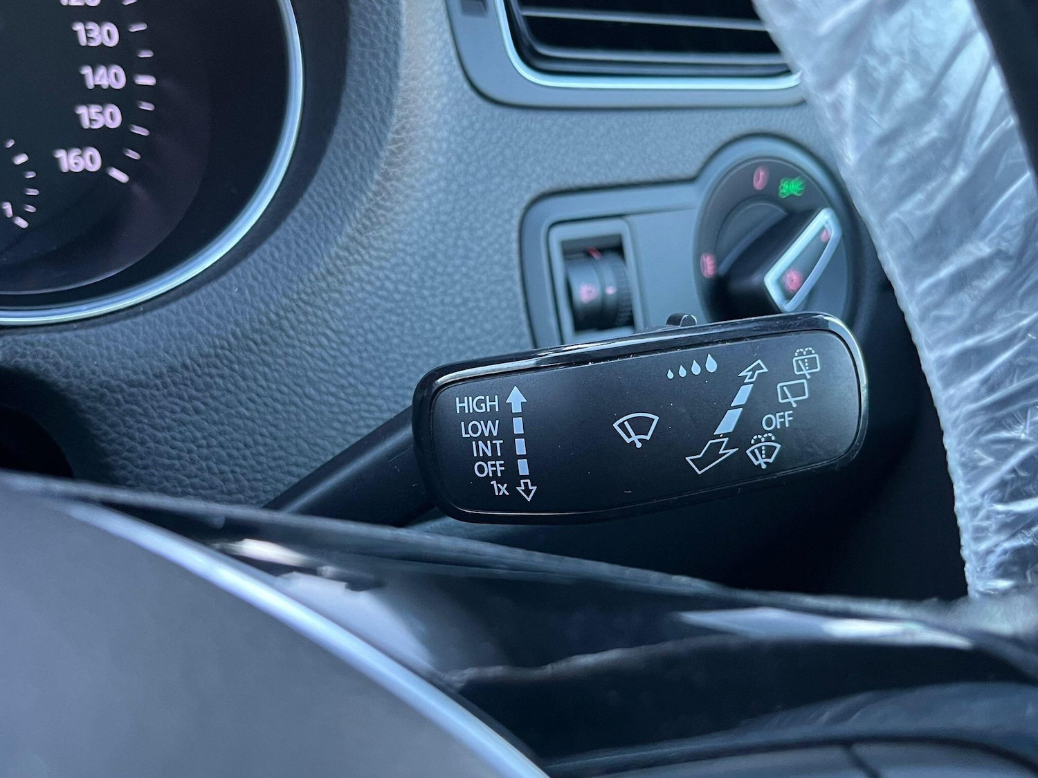 Used Volkswagen Polo 2015 for sale - 76781081: Photo 24