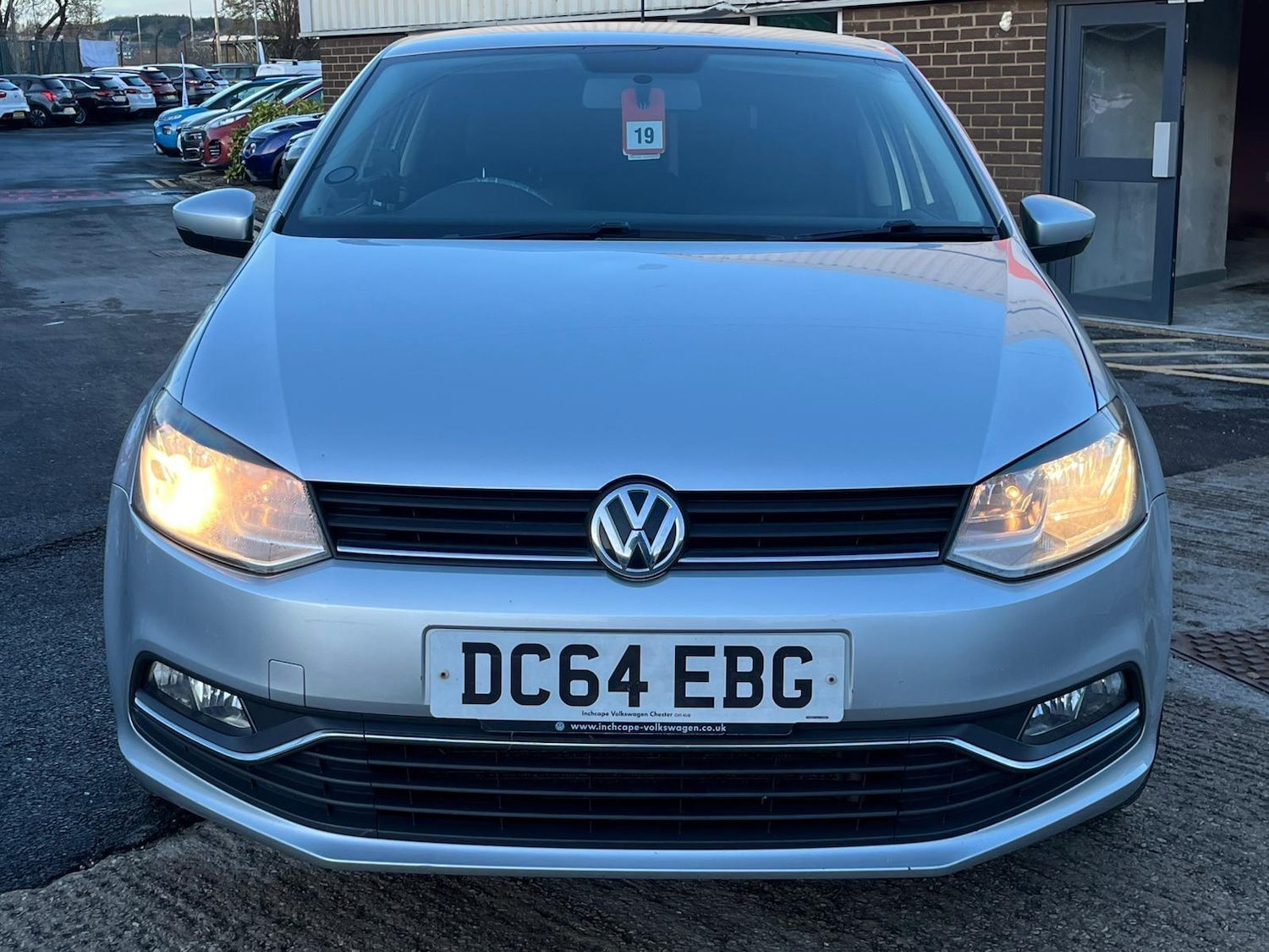 Used Volkswagen Polo 2015 for sale - 76781081: Photo 3