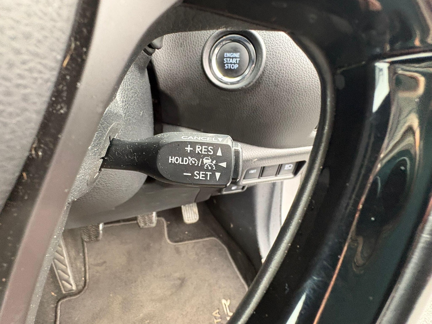 Used Toyota C-HR 2017 for sale - 77633902: Photo 35