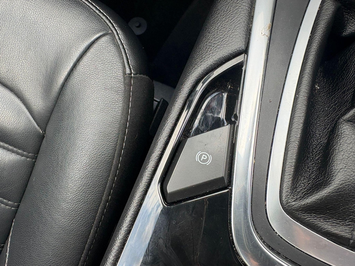 Used Ford Galaxy 2017 for sale - 78048199: Photo 24