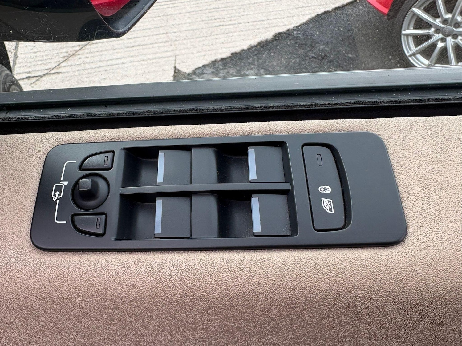 Used Land Rover Discovery Sport for sale - 78115881: Photo 29