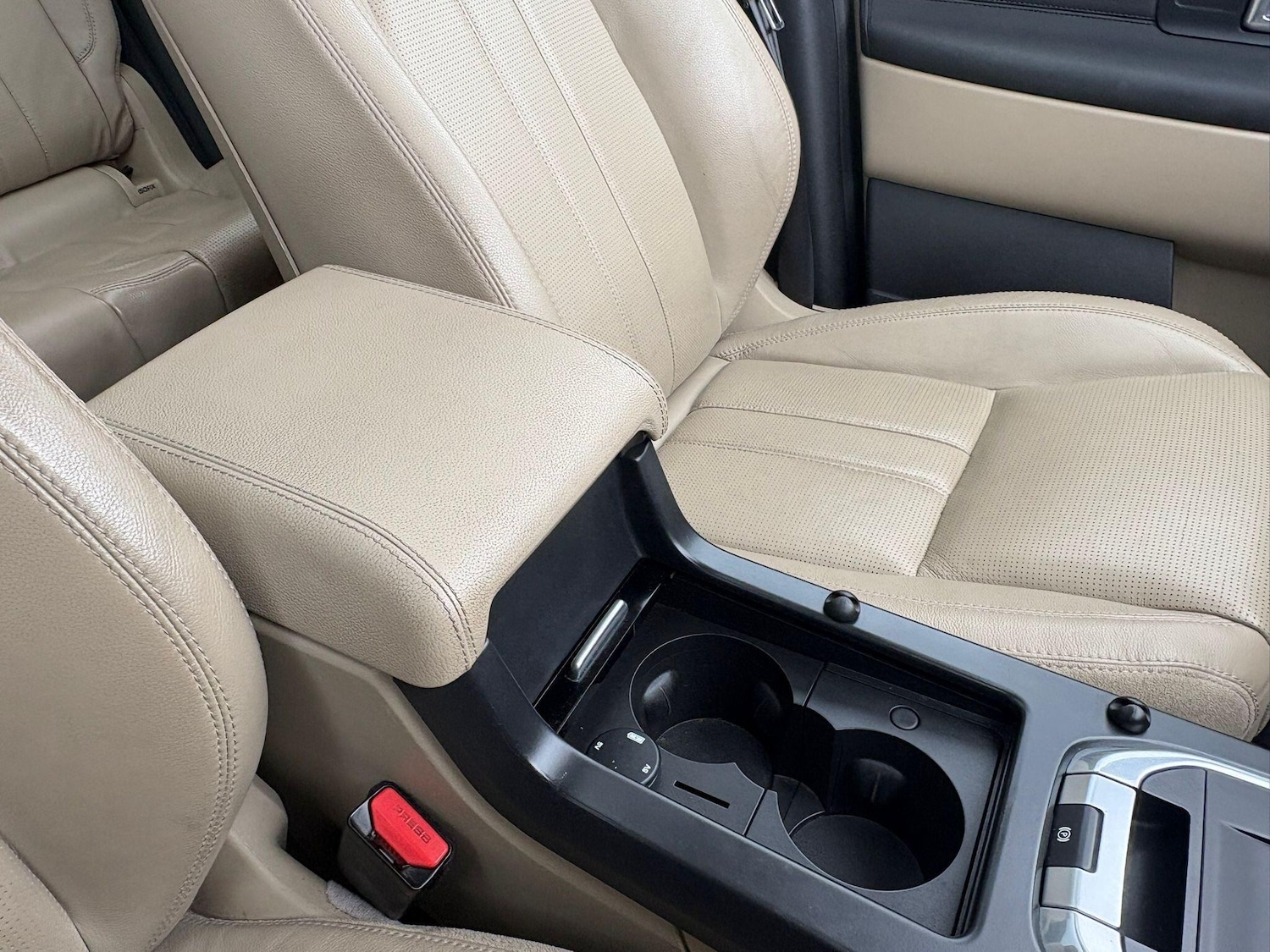 Used Land Rover Discovery Sport for sale - 78115881: Photo 73