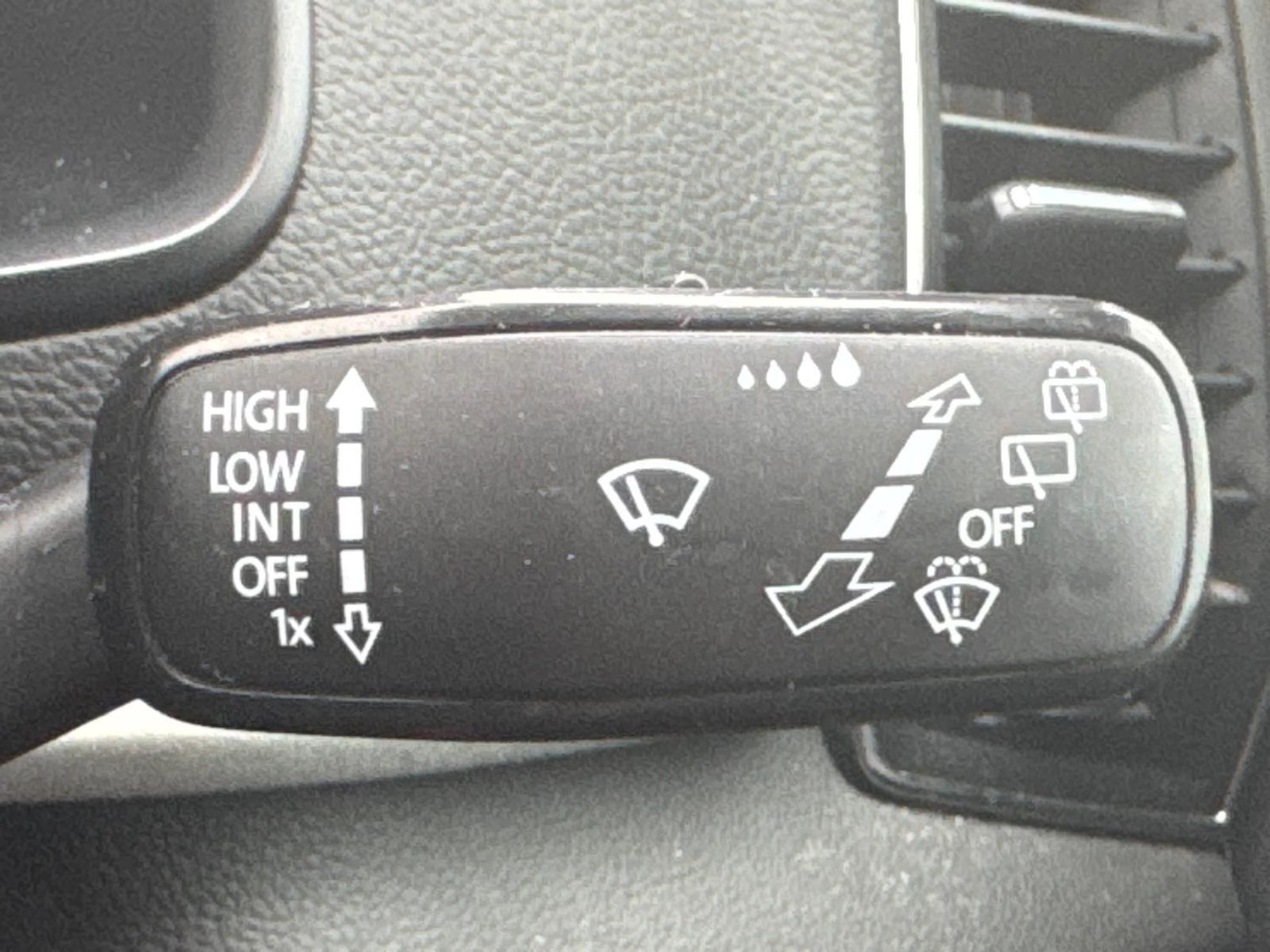 Used Skoda Karoq 2018 for sale - 77330955: Photo 27