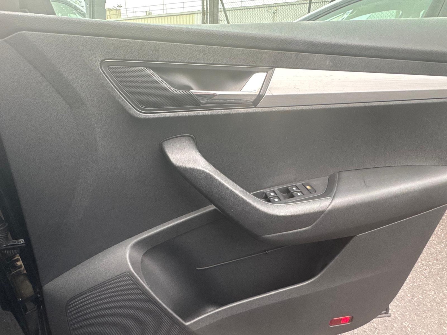 Used Skoda Karoq 2018 for sale - 77330955: Photo 28