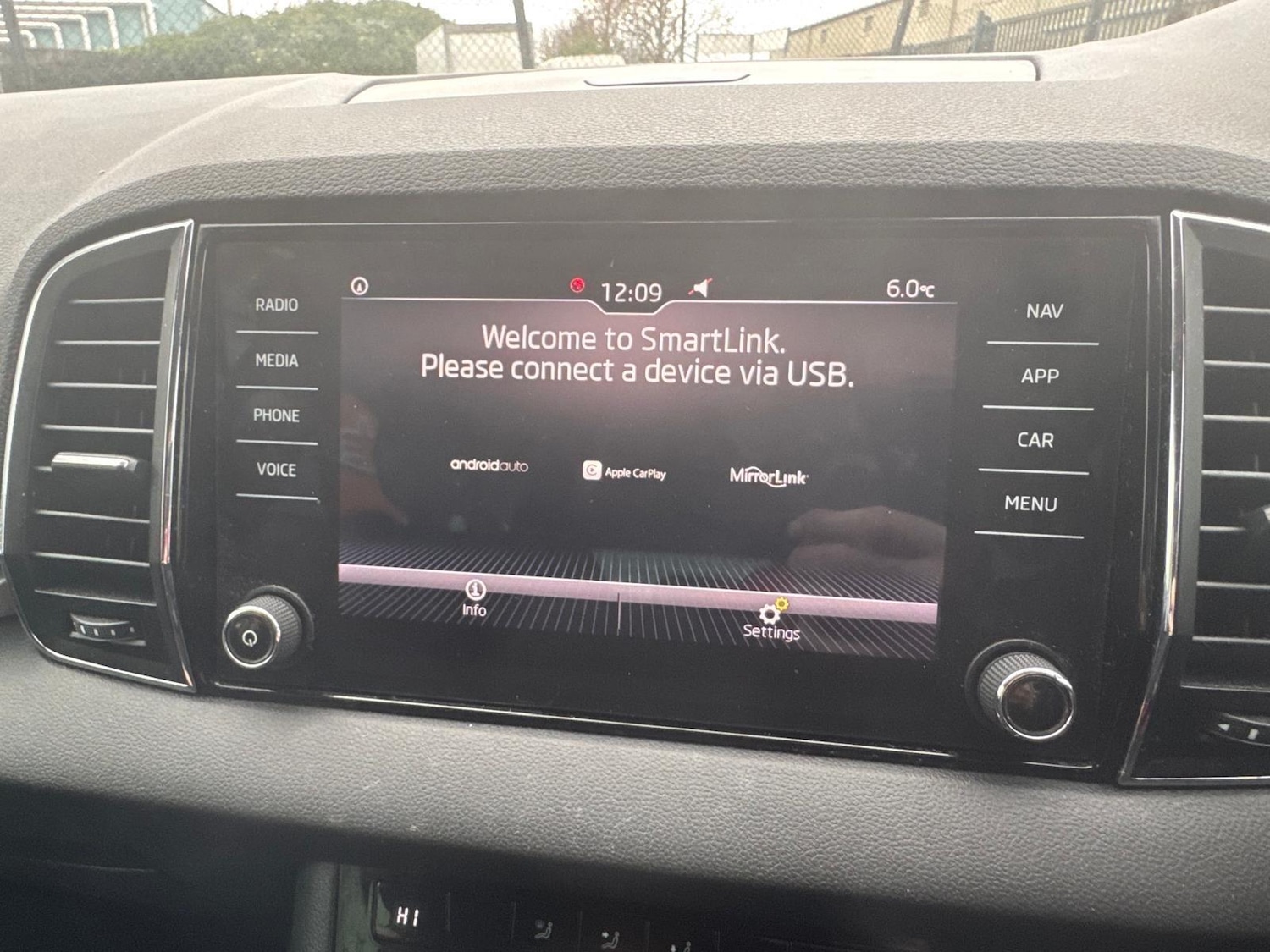 Used Skoda Karoq 2018 for sale - 77330955: Photo 39