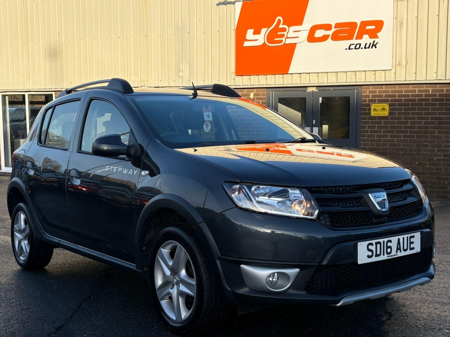 Used Dacia Sandero Stepway 2016 for sale - 76926794: Photo 10