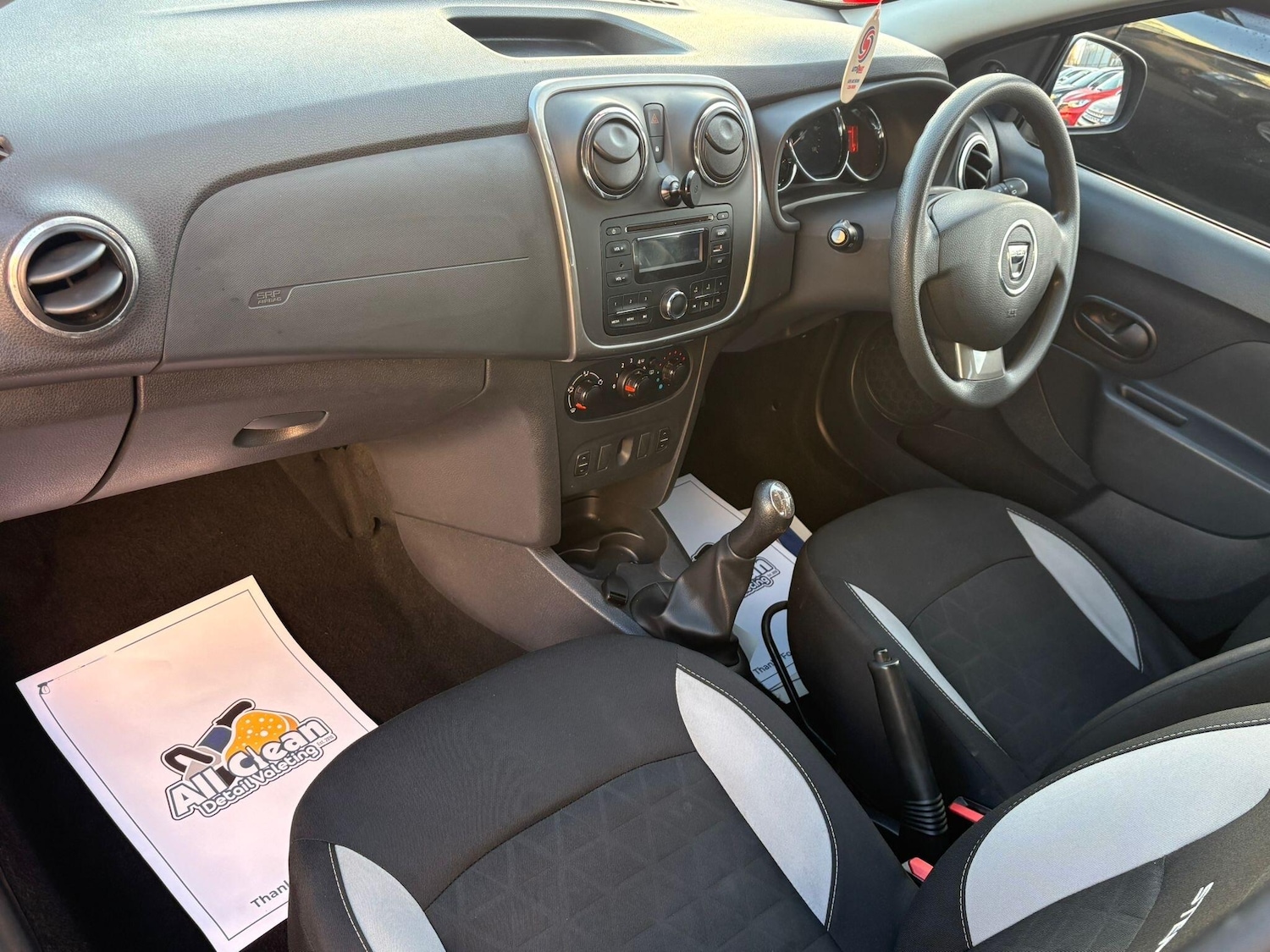 Used Dacia Sandero Stepway 2016 for sale - 76926794: Photo 2