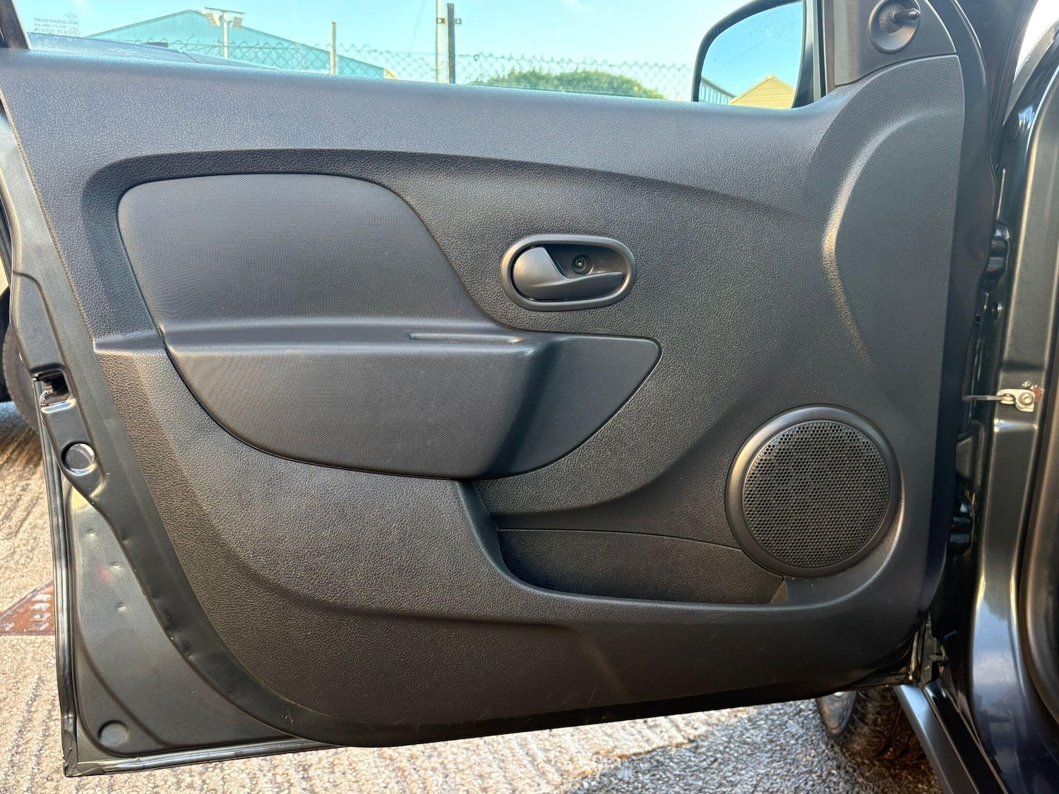 Used Dacia Sandero Stepway 2016 for sale - 76926794: Photo 24