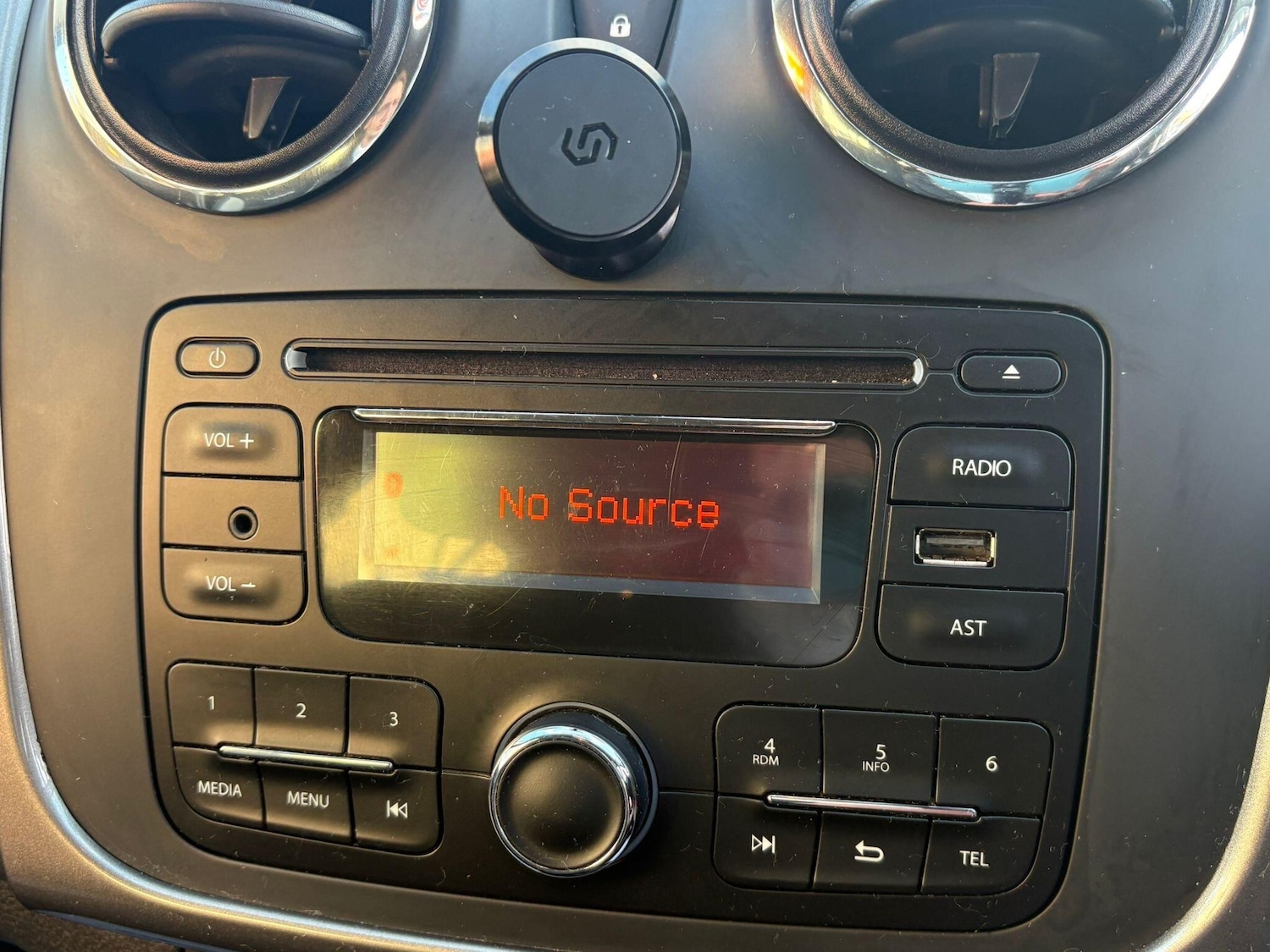 Used Dacia Sandero Stepway 2016 for sale - 76926794: Photo 31