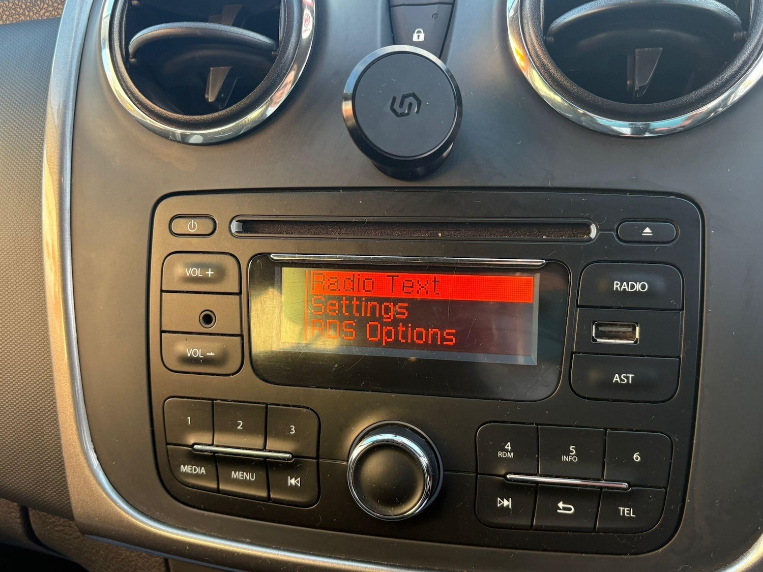 Used Dacia Sandero Stepway 2016 for sale - 76926794: Photo 32