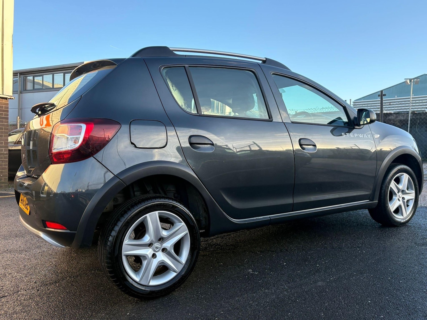 Used Dacia Sandero Stepway 2016 for sale - 76926794: Photo 51