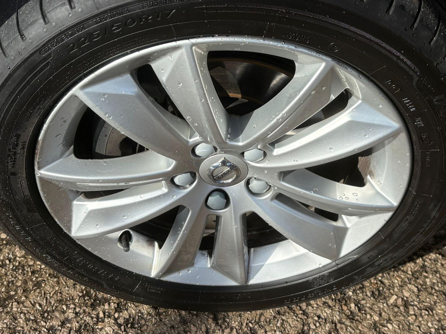 Used Volvo V60 2018 for sale - 77892647: Photo 29