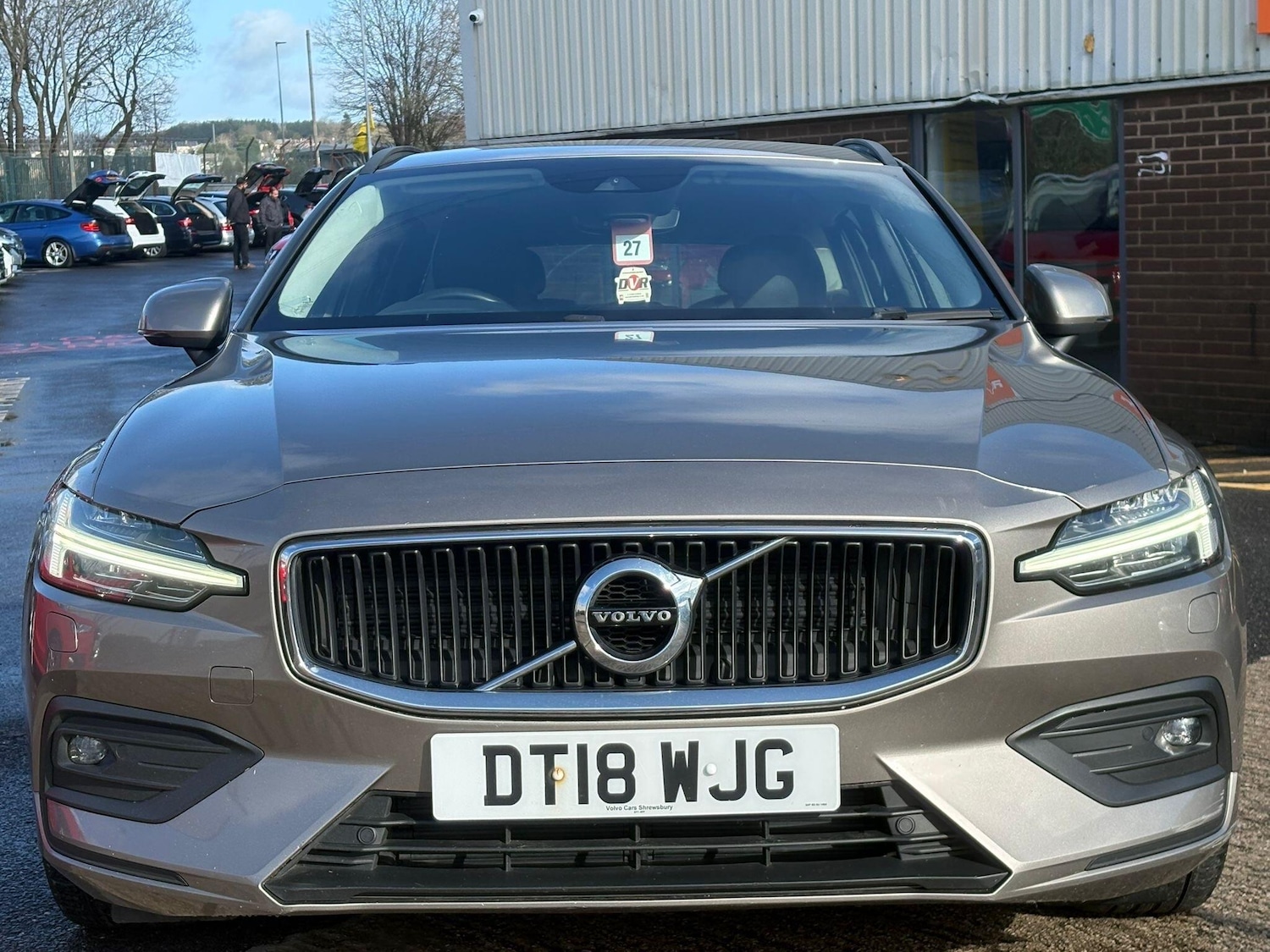 Used Volvo V60 2018 for sale - 77892647: Photo 3