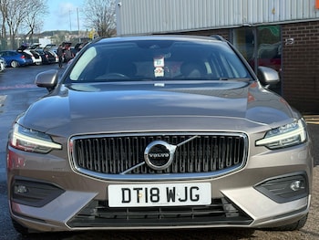 Used Volvo V60 2018 for sale - 77892647: Photo
