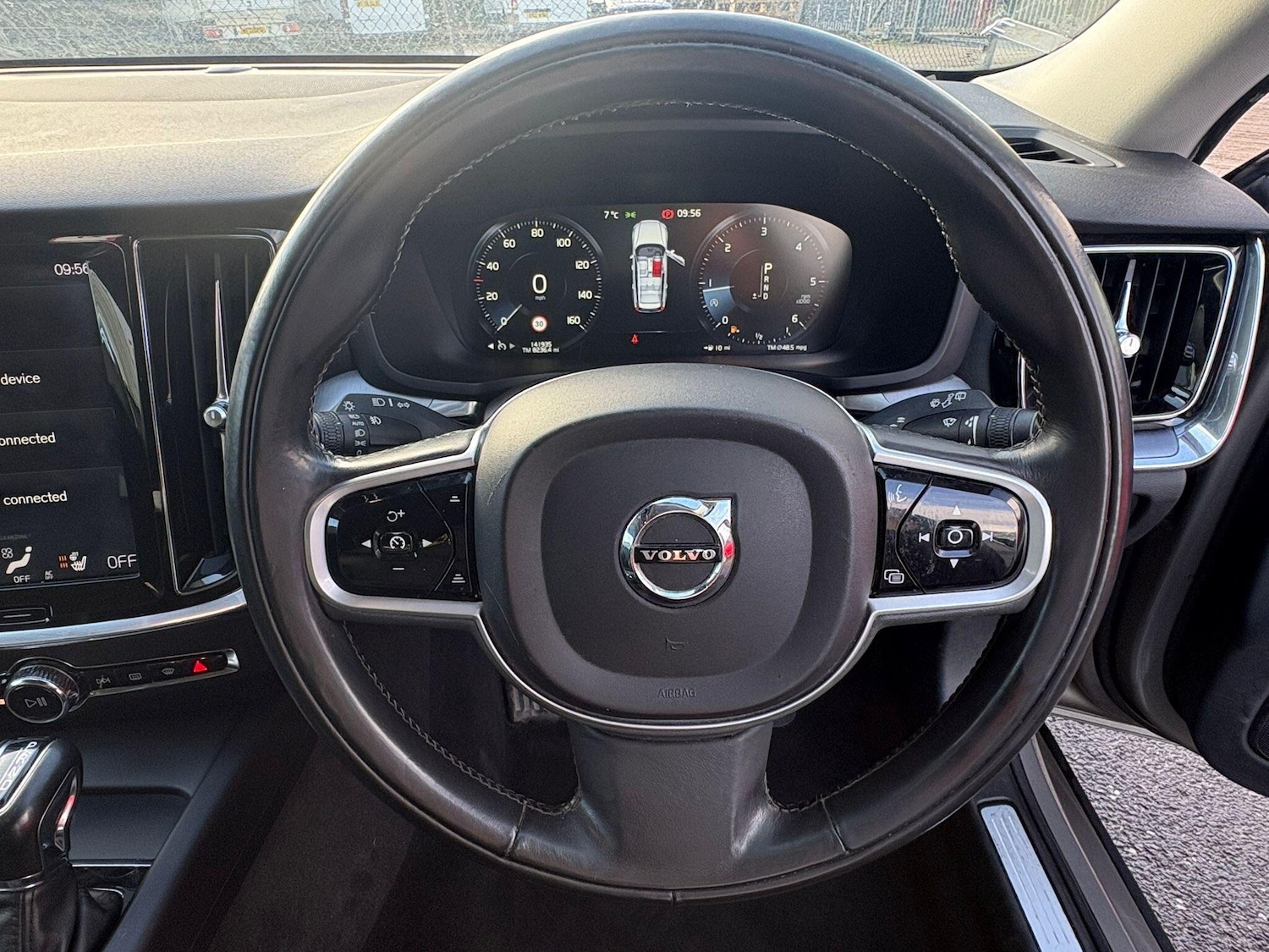 Used Volvo V60 2018 for sale - 77892647: Photo 44