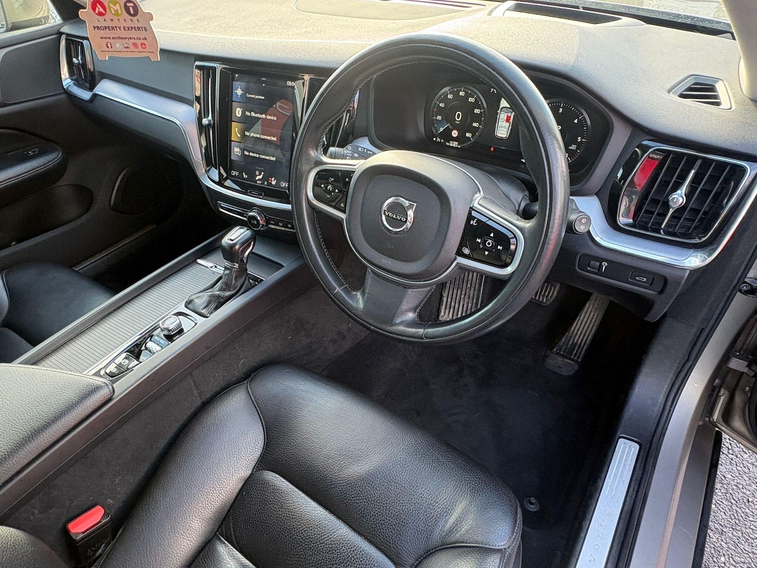 Used Volvo V60 2018 for sale - 77892647: Photo 45