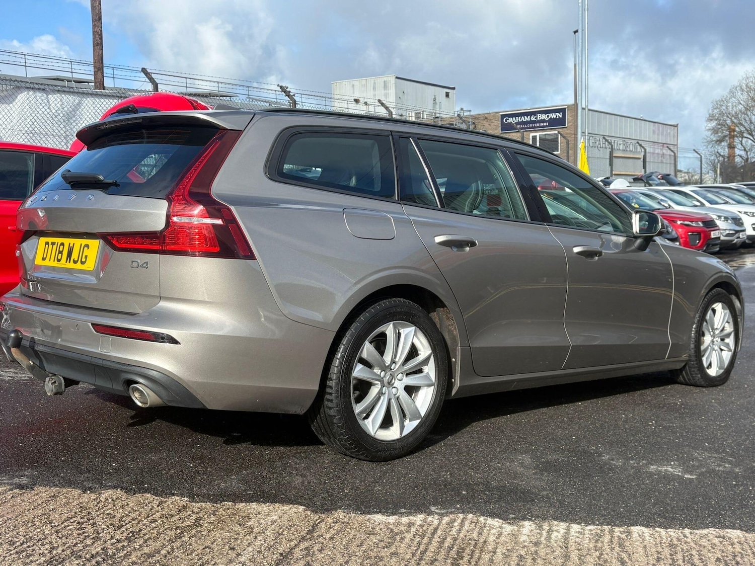 Used Volvo V60 2018 for sale - 77892647: Photo 73