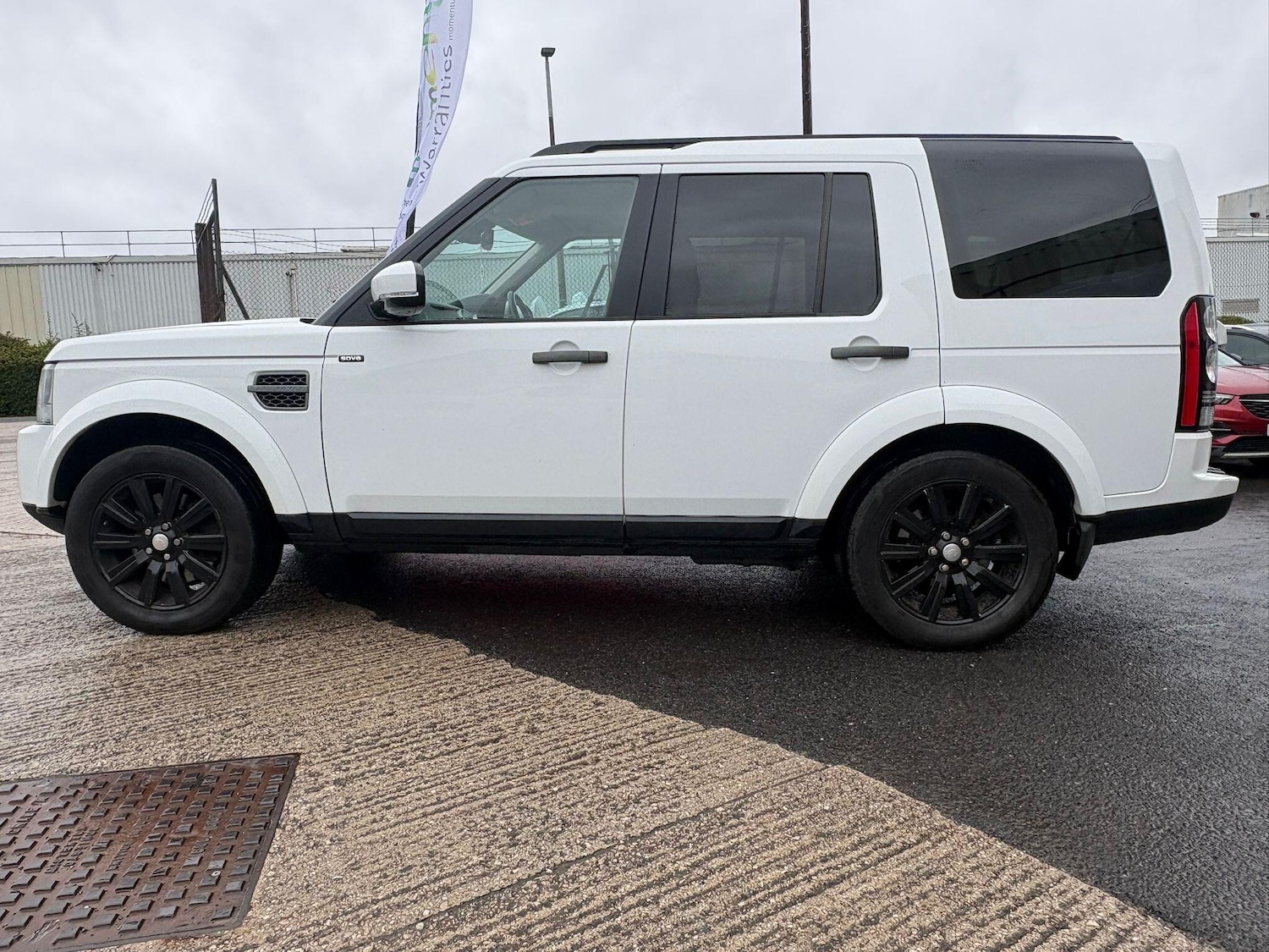 Used Land Rover Discovery 2014 for sale - 78062761: Photo 10