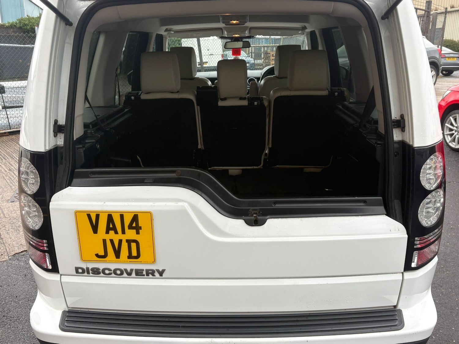 Used Land Rover Discovery 2014 for sale - 78062761: Photo 20